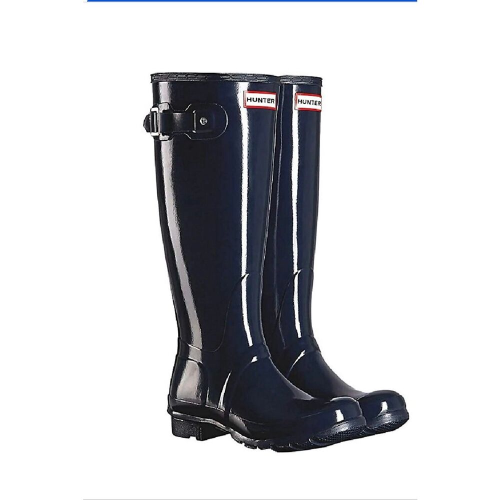 HUNTER Original Tall Gloss Rain Boot in Navy Blue-6